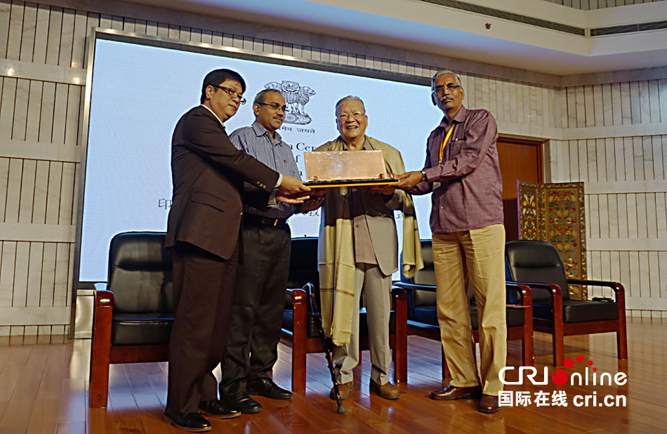 印度文学院为金鼎汉教授授予名誉院士称号国际在线消息(记者 朱晶晶)