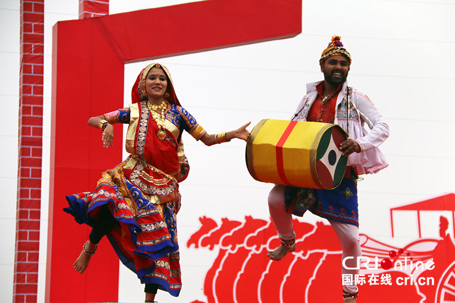 市委常委,宣传部长杨炳旭致辞 摄影:宁菁菁俄罗斯舞蹈《即墨妮亚》