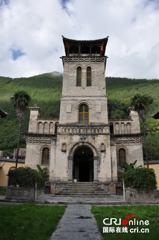 云南省茨中村天主教堂纪行:天主教与藏传佛教的和谐共处