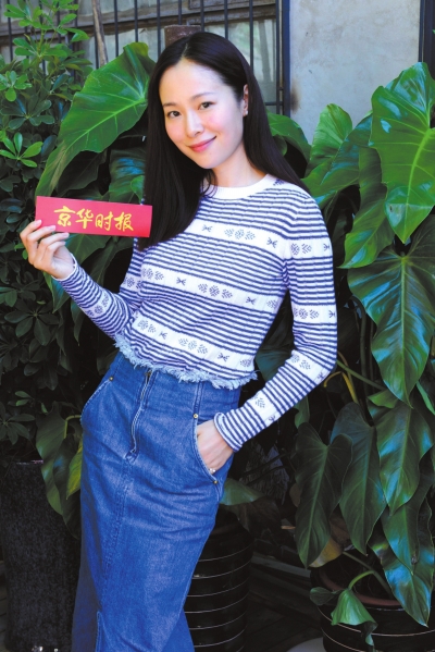 明星行善作秀江一燕多做事比多说话强