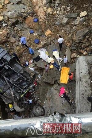现场目击者供图车祸现场.现场目击者供图车祸现场.