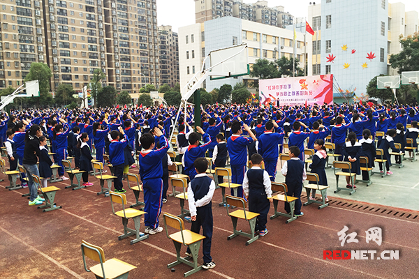 (10日下午,长沙市雨花区枫树山大桥小学,湖南省纪念中国少年先锋队