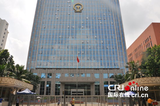 广铁集团大楼国际在线报道(记者 陈冠文):在许多人儿时的记忆里,绿皮