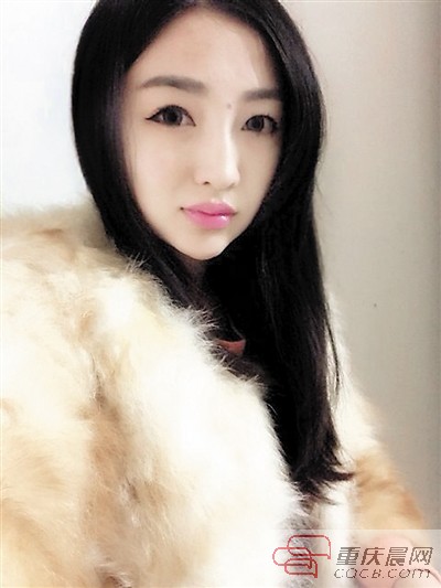 重庆晨报讯 记者 杨野 2015巫山国际红叶节"巫山神女"形象大使全国