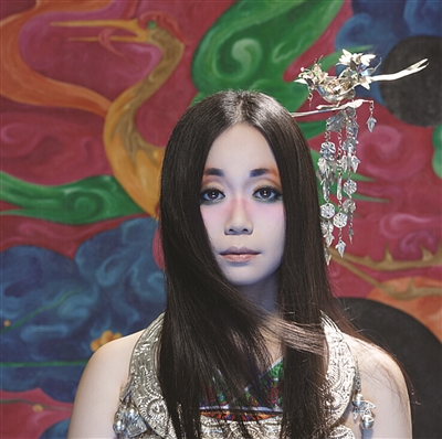 吴虹飞携新作来南京演讲