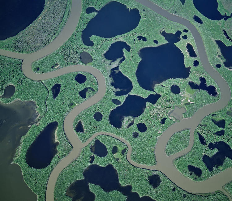 摄影师拍摄地表水形态奇观 美到令人窒息(组图)