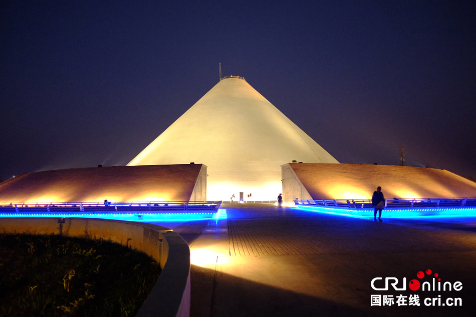 纪念馆参观傅振邦团长在甘地博物馆参观青年团成员在印度管理学院同