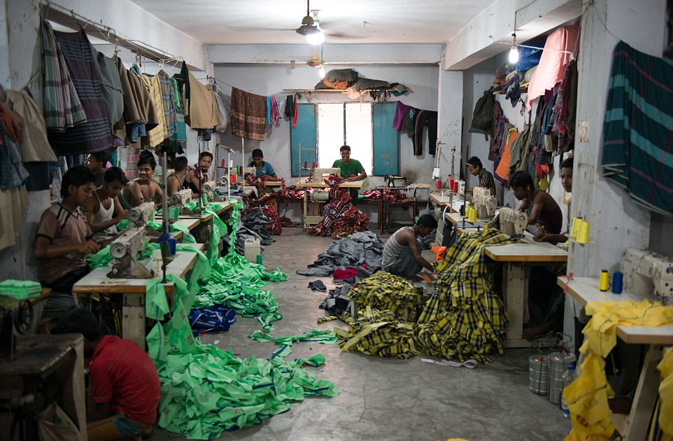 日工资2元 每周只休半天(高清组图)|童工|加班|工厂_新浪新闻