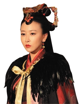 苏秦(张潇恒饰)楚威后(姜宏波饰)芈槐(曹征饰)屈原(祖峰饰)芈茵