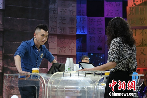 比如北京大学姚瑶与吕宸,对于这对"最高海拔"的金童玉女组合,张腾岳