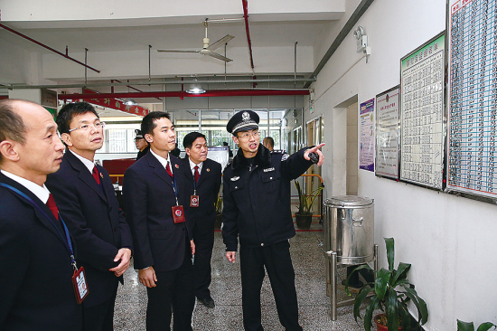 深圳检察人员:为监狱服刑人员守护公平与正义