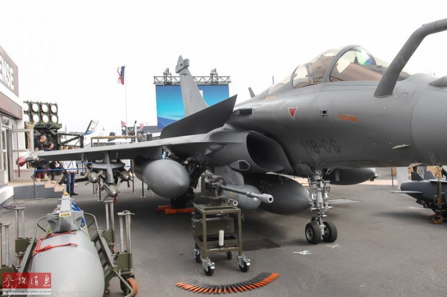 买完阵风又购台风卡塔尔圣诞大量采购英法尖端战机