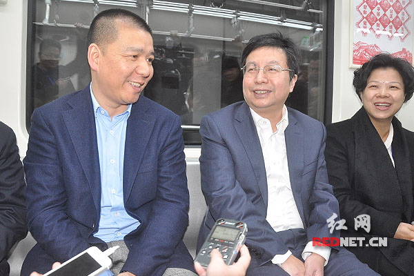 长沙地铁2号线开进梅溪湖1号线有望明年年中载客