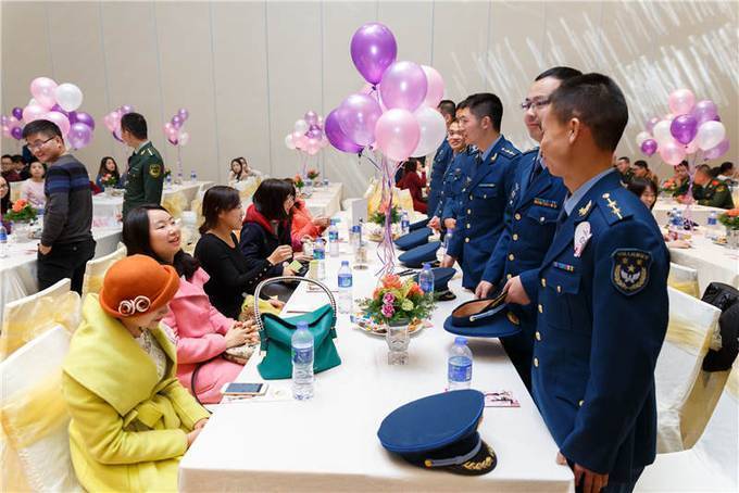 图集:"兵哥哥"相亲记,有颜值也有气质