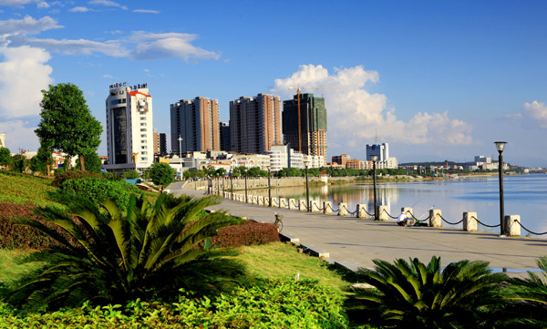 政务之变:永州创卫行动扮美城市 行政改革激活市场