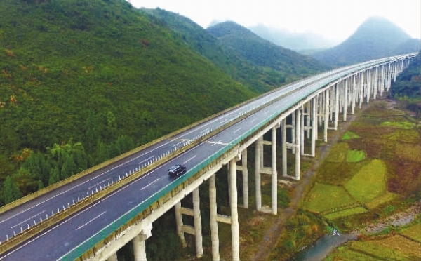 厦蓉高速道县至全州段通车