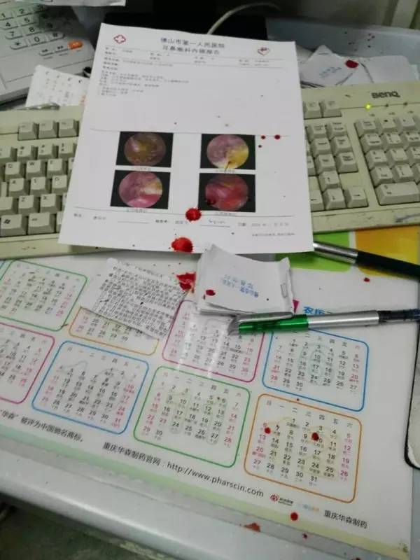 佛山一医院医生被女子用铁锤狠砸3锤 头破血流