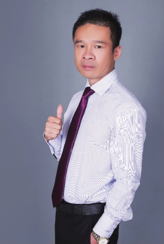 80后董事长为员工做早餐