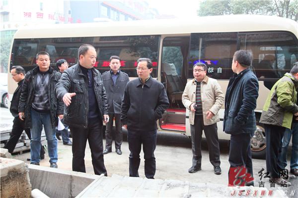 肖庆宾)1月12日,湘西州委常委,吉首市委书记刘珍瑜,吉首市委副书记