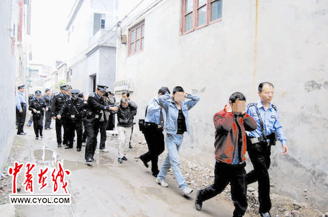 自2014年5月份以来,专案组历时10个多月,行程数万公里,先后辗转云南