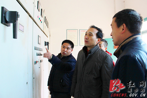 黄艳萍)1月23日,城步县委副书记,县长杨博理在县委常委,常务副县长
