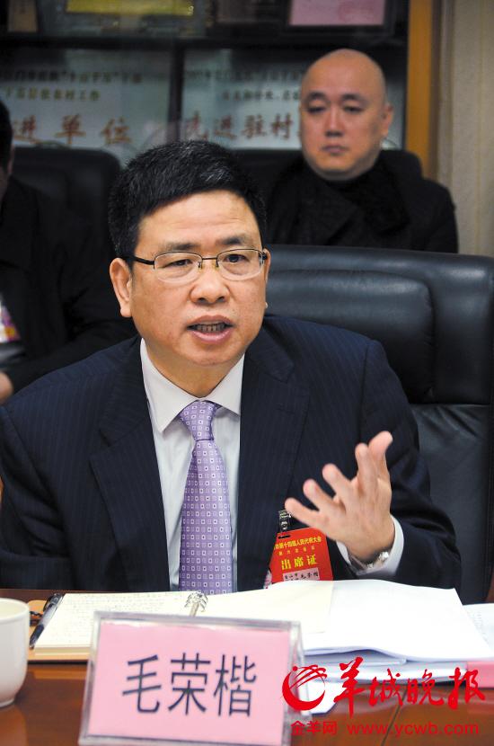江门市委书记,市人大常委会主任毛荣楷毛荣楷接受羊城晚报记者专访时