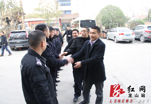 县委办主任符家波,县委常委,政法委书记,公安局长潘太斌,副县长叶明江