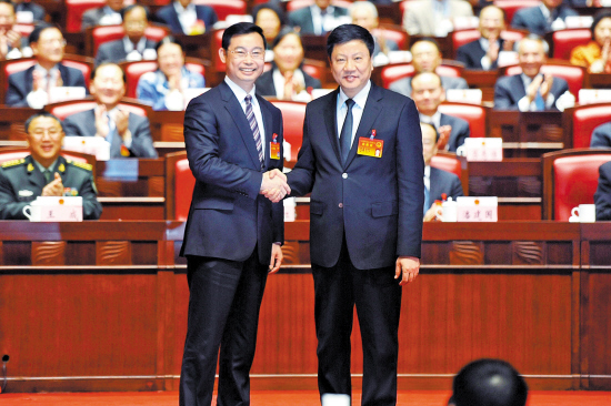 原标题:陈建华当选市人大主任   会议选举陈建华为广州市第十四届