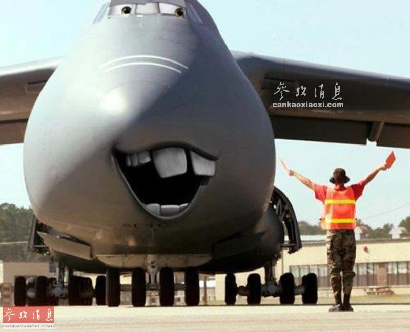 点击图片进入下一页一张难得的"组合表情",分别由c-5运输机和a-10攻击