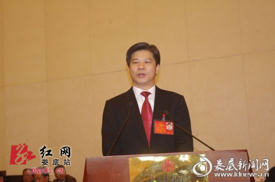娄底市四届人大五次会议召开李荐国作政府工作报告