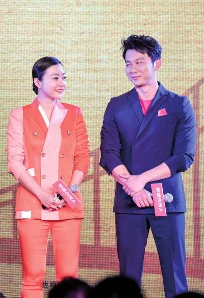 李晨郝蕾回眸再现十七岁不哭