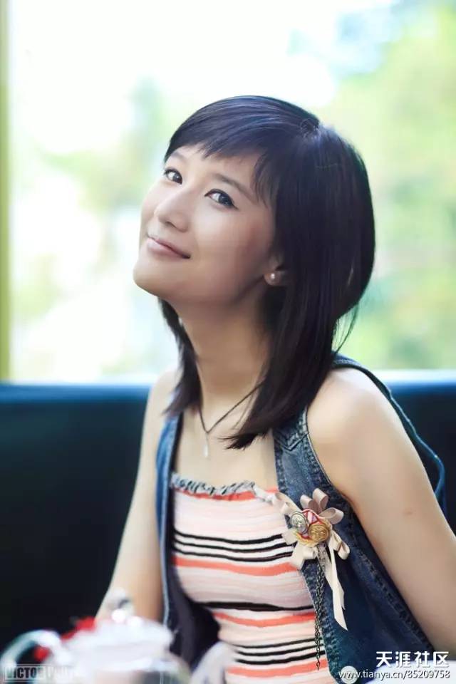 明明长得像苏菲玛索,偏偏要活成移动表情包,papi酱究竟是何方神圣?