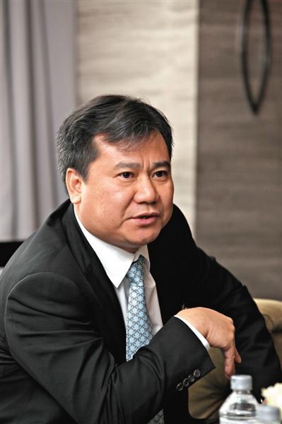 政协委员张近东建议鼓励跨境电商o2o模式