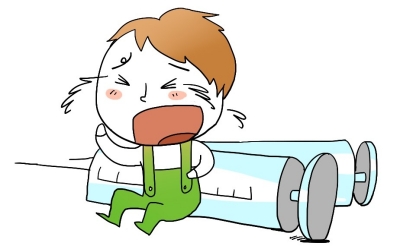 打针带儿子去打防疫针,在我鼓励的目光下,打针的时候他虽然眼泪在眼眶