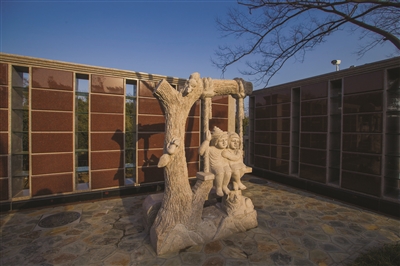 雨花功德园内的庭院式壁葬区.新华报业视觉中心记者 宋峤 摄