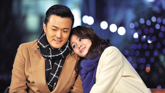 新快报讯 记者曾乐报道 于小伟,于明加主演的电视剧《最美是你》正在