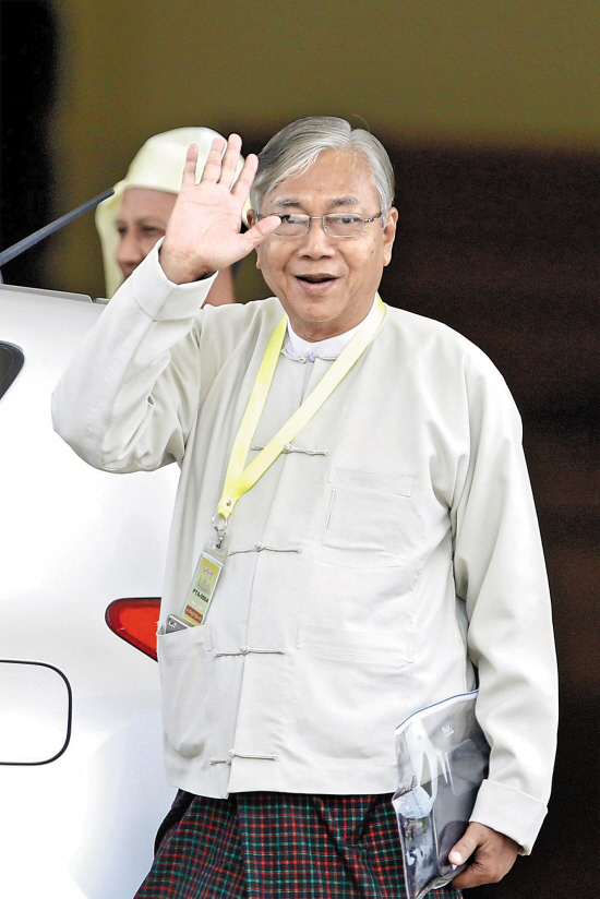 吴廷觉当选缅甸总统