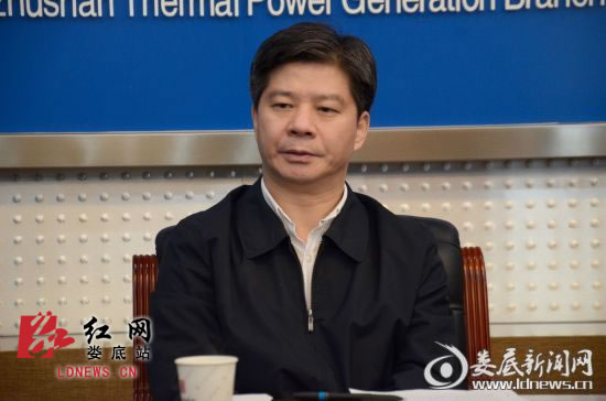 刘婷)3月23日上午,娄底市委副书记,市长李荐国前往冷水江