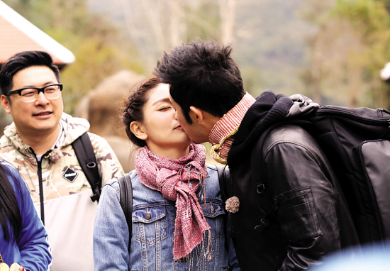 李湘王岳伦"最浪漫的事"——泡沫接吻