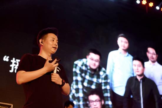 野狗刘之:摇滚+黑客,其实野狗表达的是一种精神团结_手机新浪网
