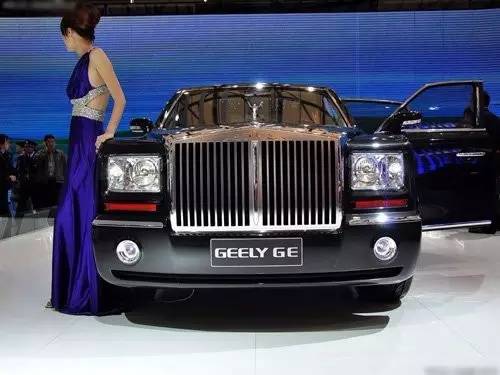 老爸说：给你买辆国产极光吧 然后我哭了