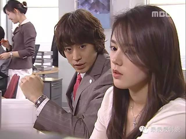 如果韩佳人当年没选择在事业高峰嫁人结婚现在的她又是什么样