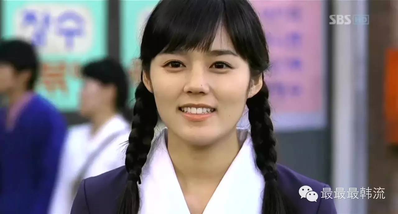 如果韩佳人当年没选择在事业高峰嫁人结婚现在的她又是什么样