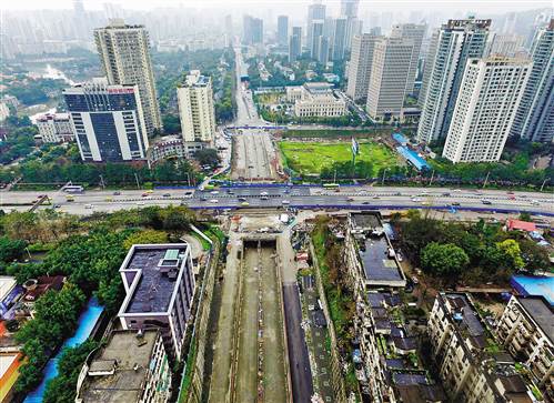 到新牌坊片区,驾车仅需10分钟左右,可以不再绕行人和立交,新牌坊转盘