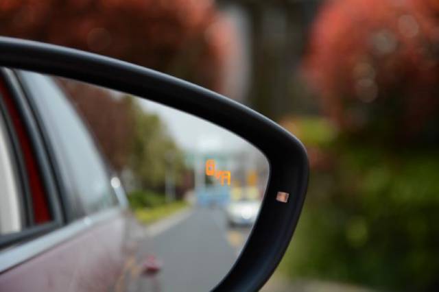 半只脚跨入未来，这些科技配置你值得拥有