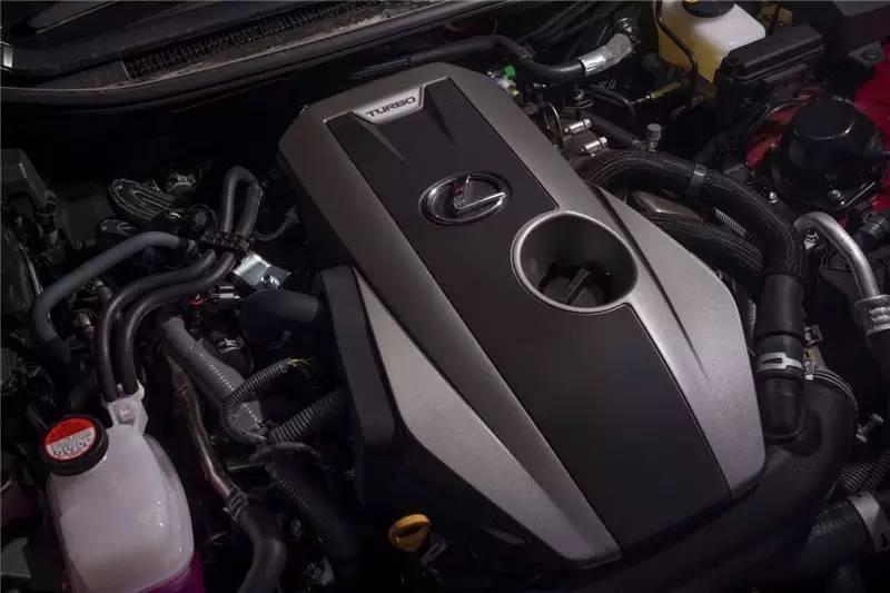 新雷克萨斯GS：性感、危险、优雅、狂暴