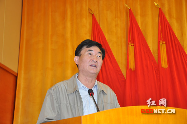 郴州市副市长雷晓达    郴州市副市长雷晓达:      郴州市辖11个