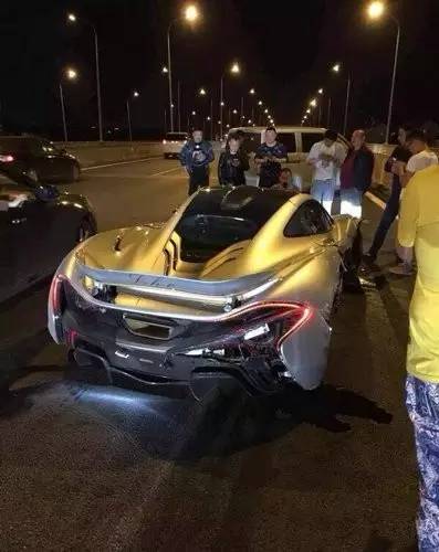 迈凯伦P1国内首撞，三神车已集齐！