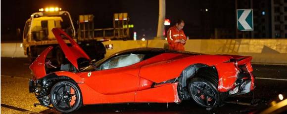 迈凯伦P1国内首撞，三神车已集齐！