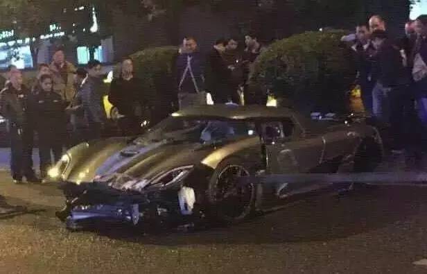 迈凯伦P1国内首撞，三神车已集齐！